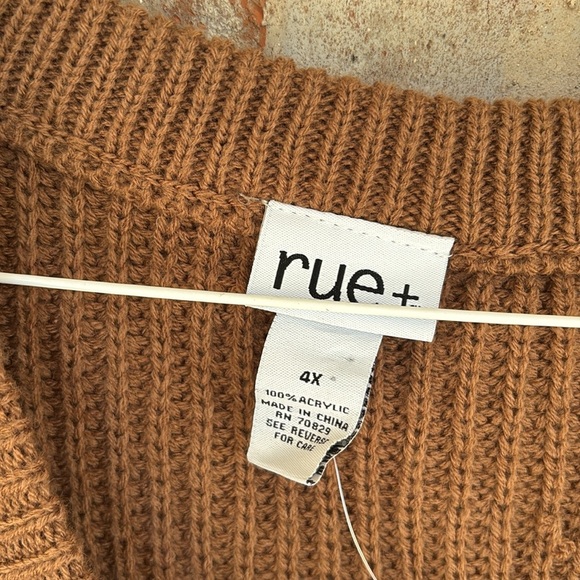 Rue 21+ Camel Color Ribbed Knit V-Neck Button Sweater - Picture 3 of 9